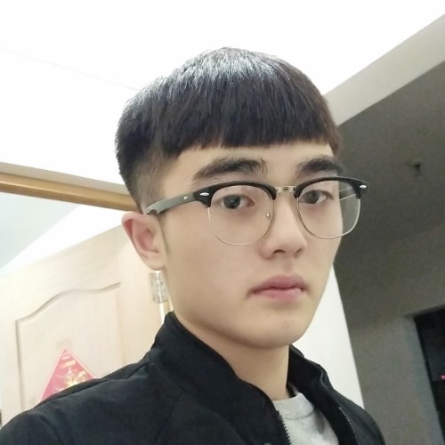 胡春的照片