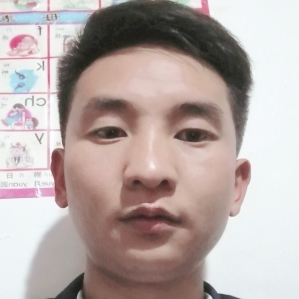 温婉爱花卷的照片