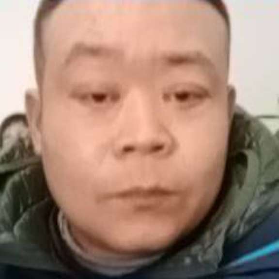 杨军前的照片