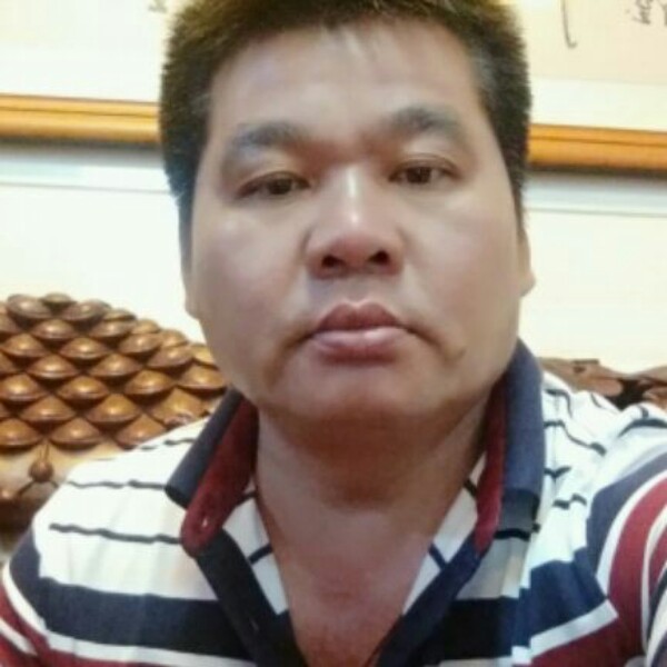 缠绵尊云的照片