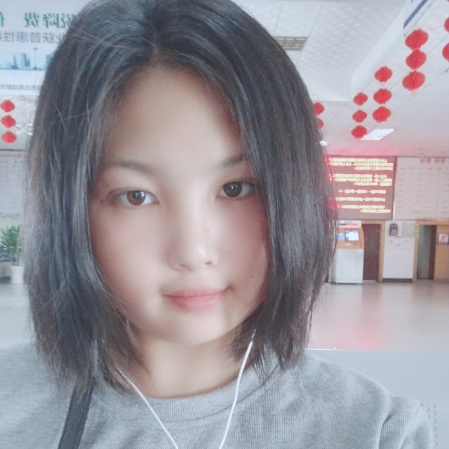 蝴蝶飞啊的照片