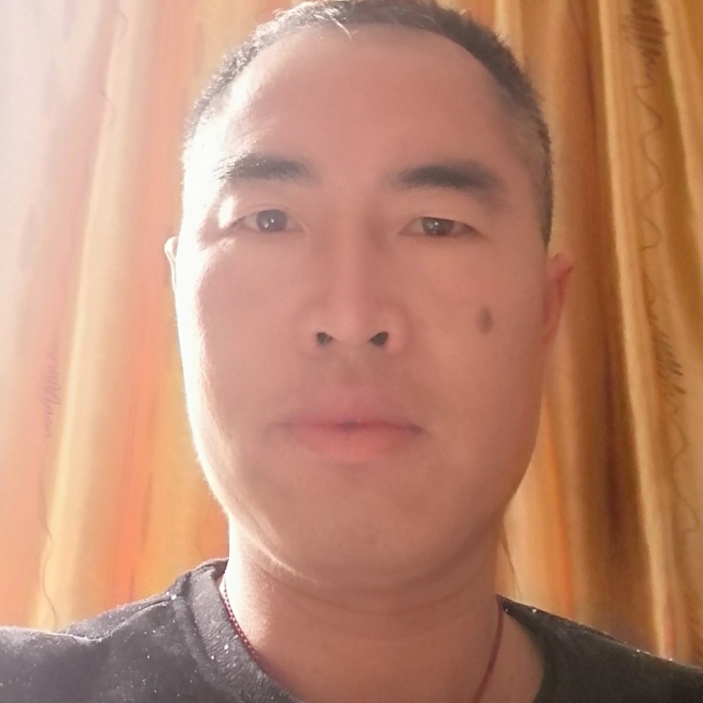 高兴口红的照片