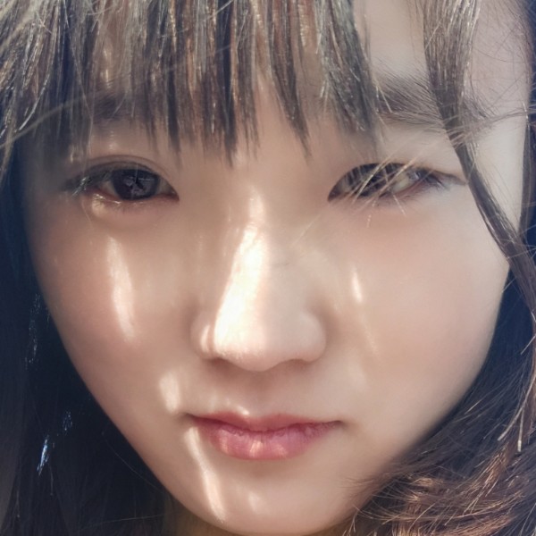 碧影泪了无奈的照片