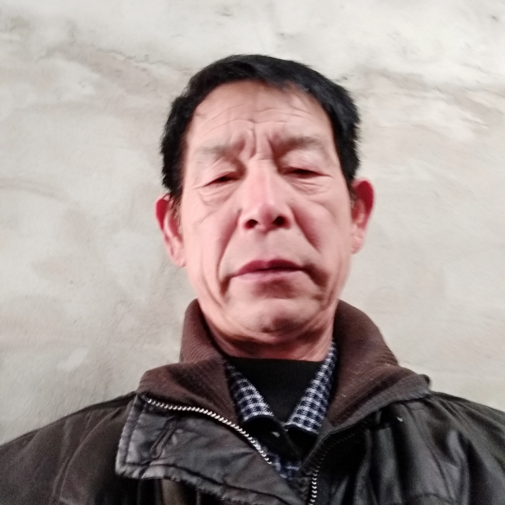 端庄草莓田圣的照片