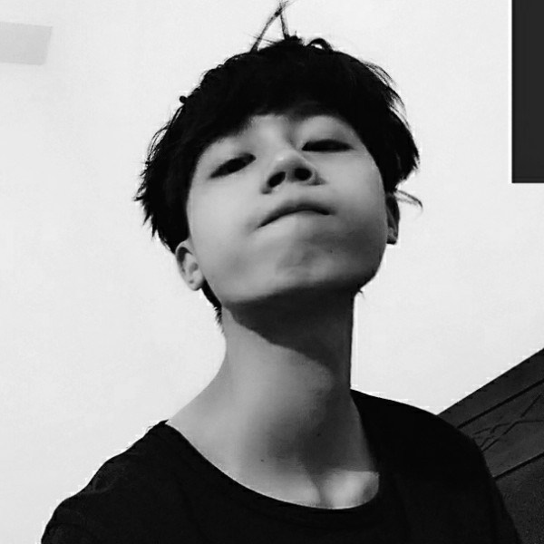 小哥哥在这呢的照片