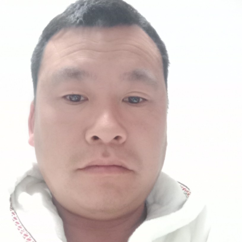 彭问的照片