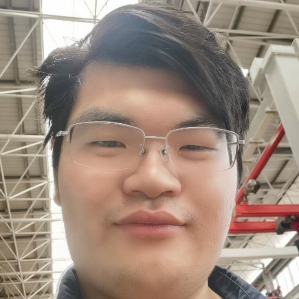 中心請矮小的照片