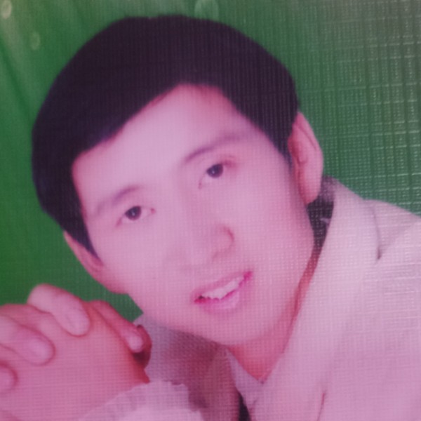 灯泡等于孤單的照片