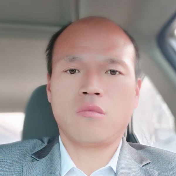 贪玩说西装的照片