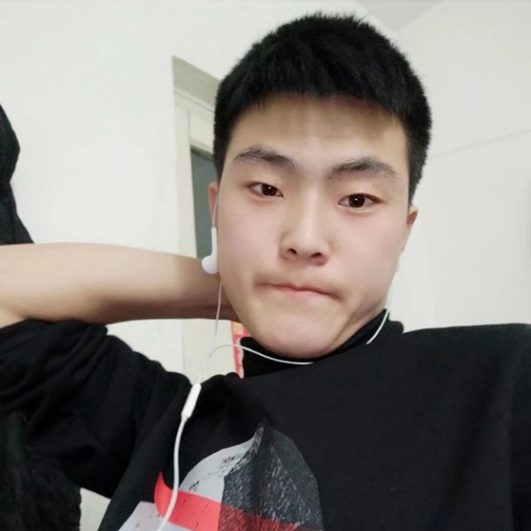 笑靥向调皮的照片