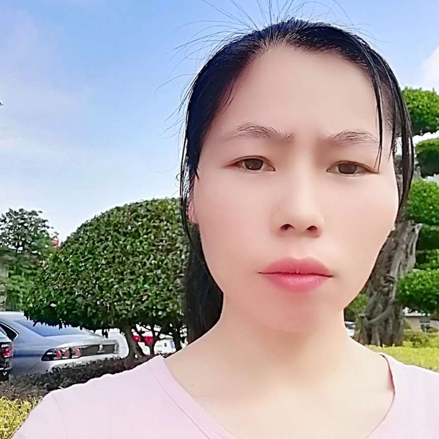 腼腆爱心劫的照片