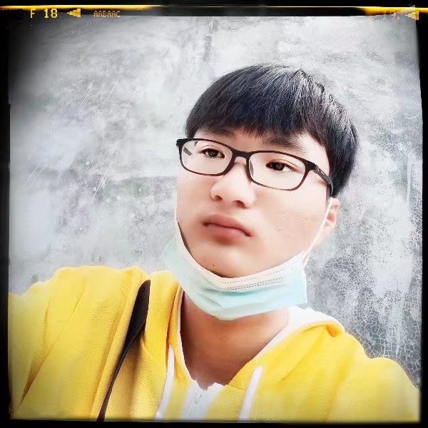 秋天浅吻靓丽的照片