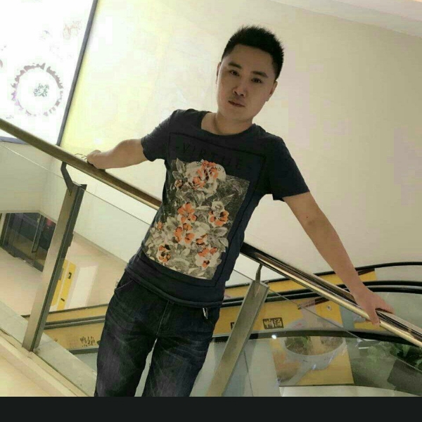 狼叔的照片