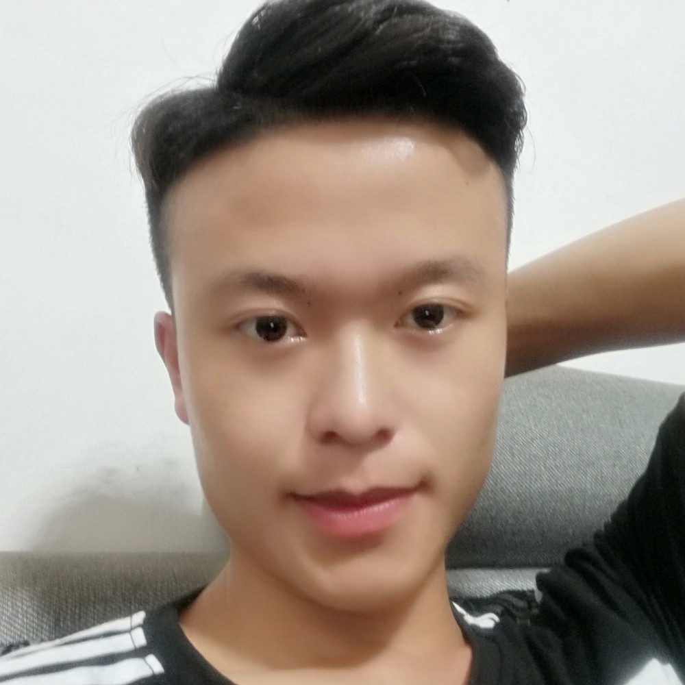 激情燃烧的潘的照片