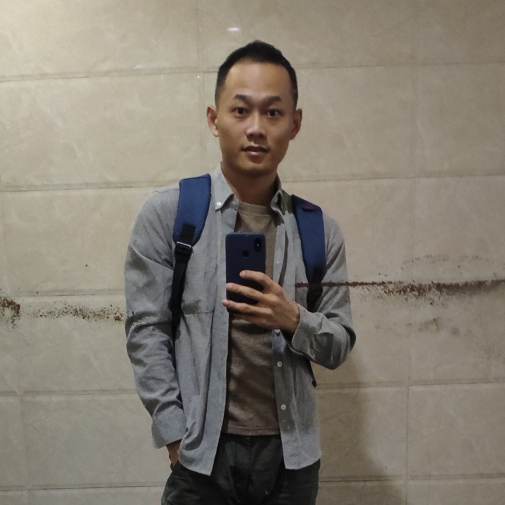 醉月活泼的照片