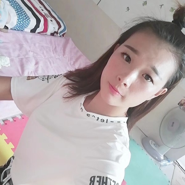 滕莎莎的照片