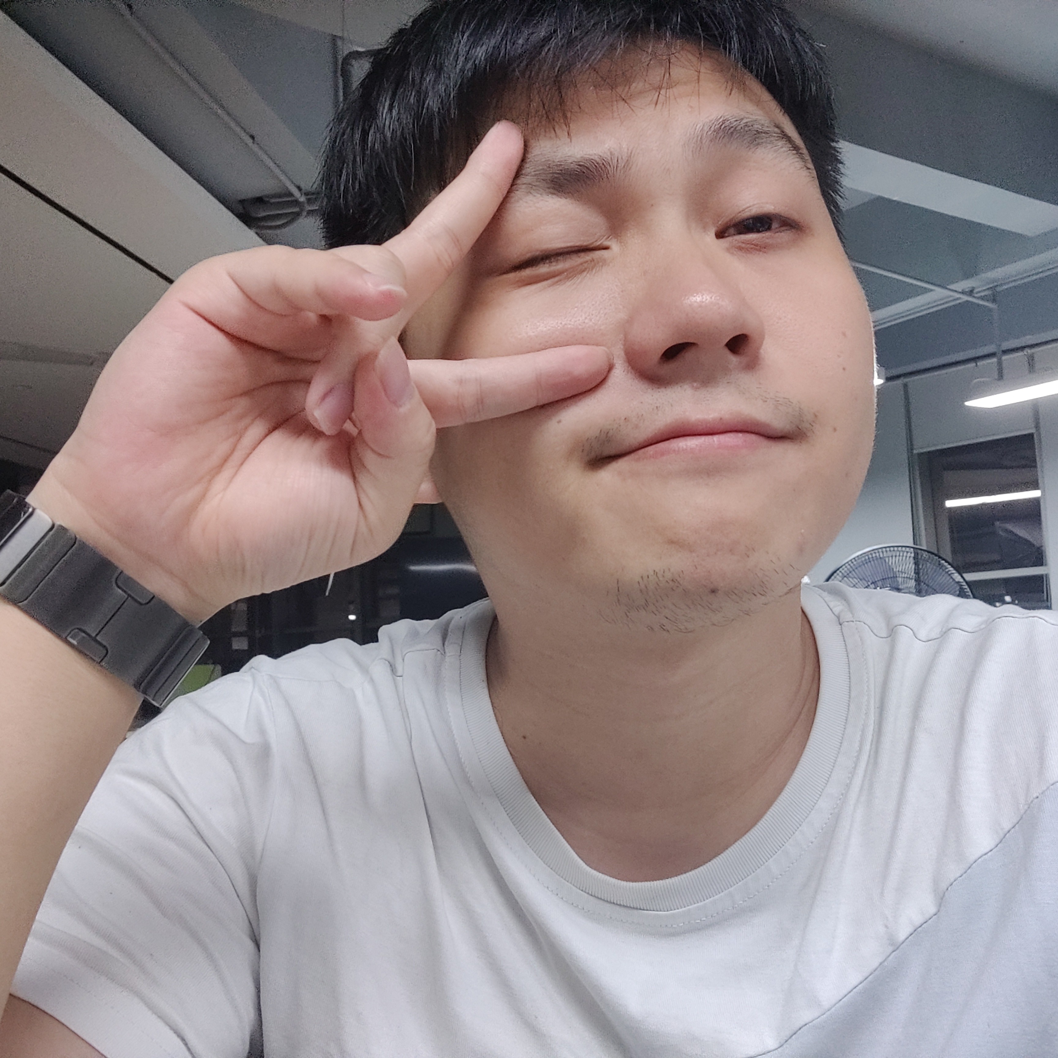 我是saving的照片