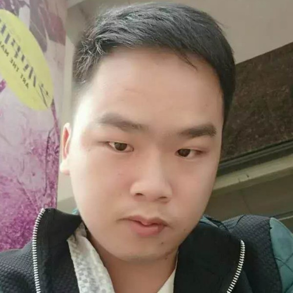 子夜的照片