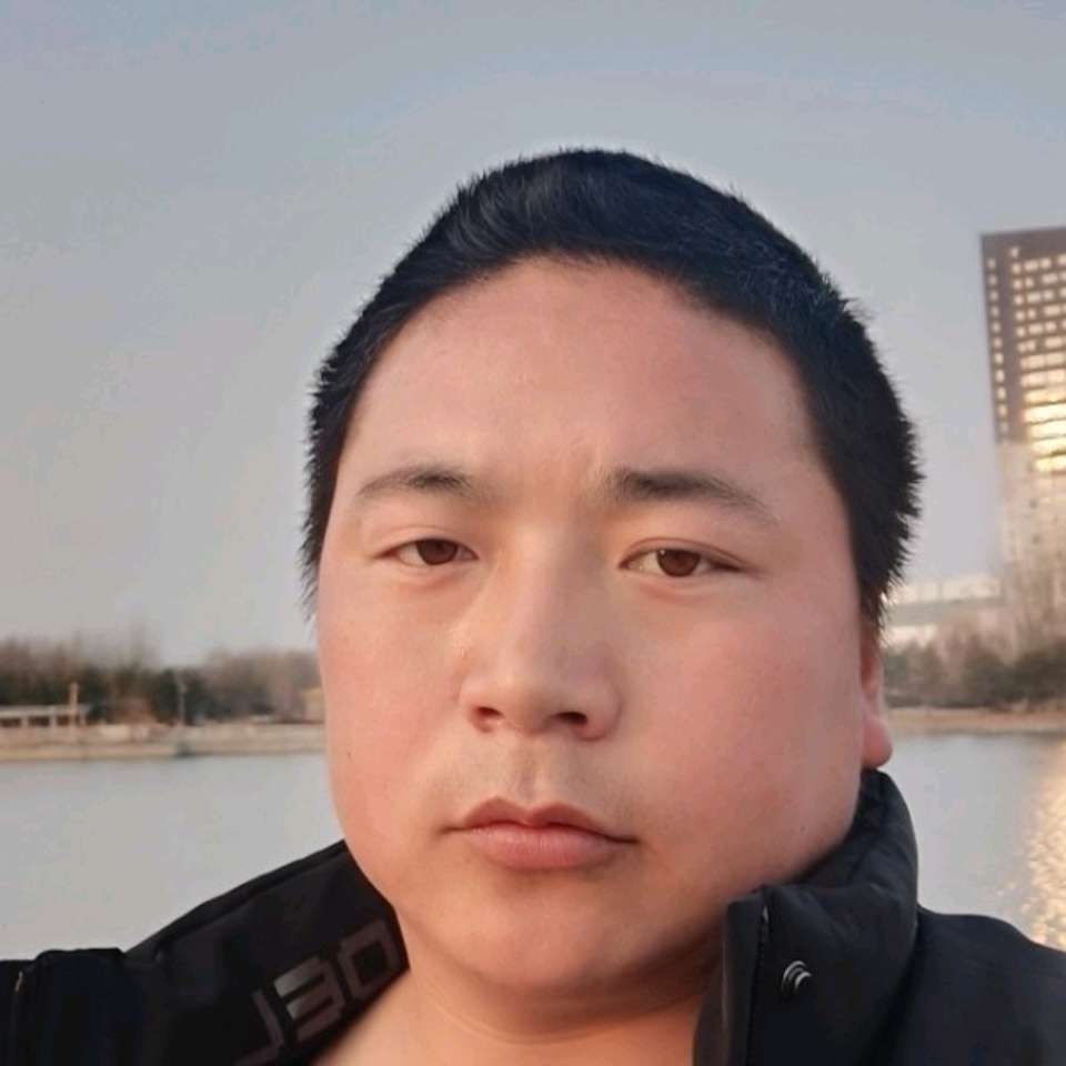 优秀浅吻小鸭子的照片