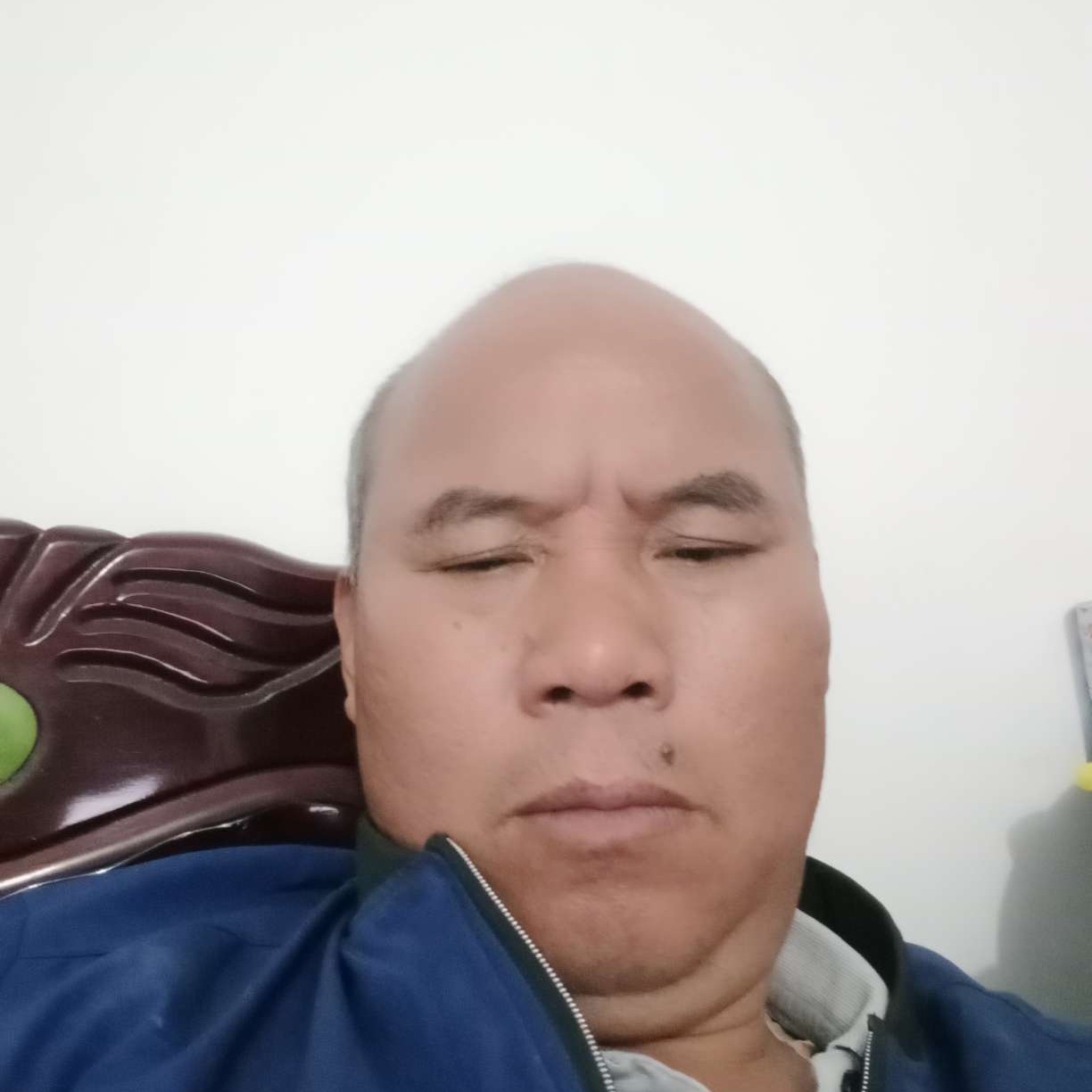 谨慎浅吻吐司的照片