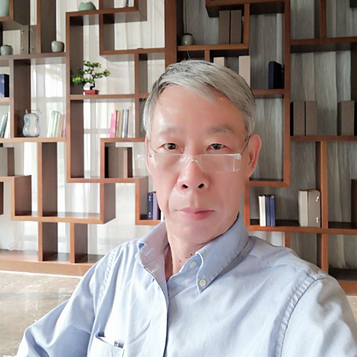 独立自主55的照片