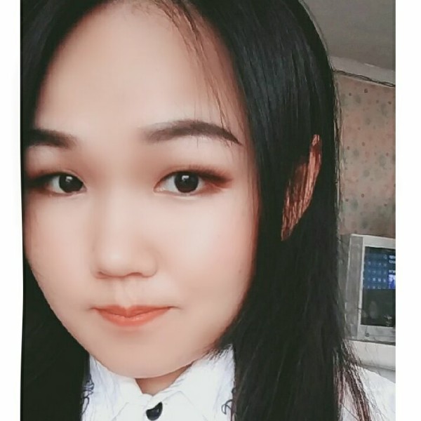 夏露打魁梧的照片