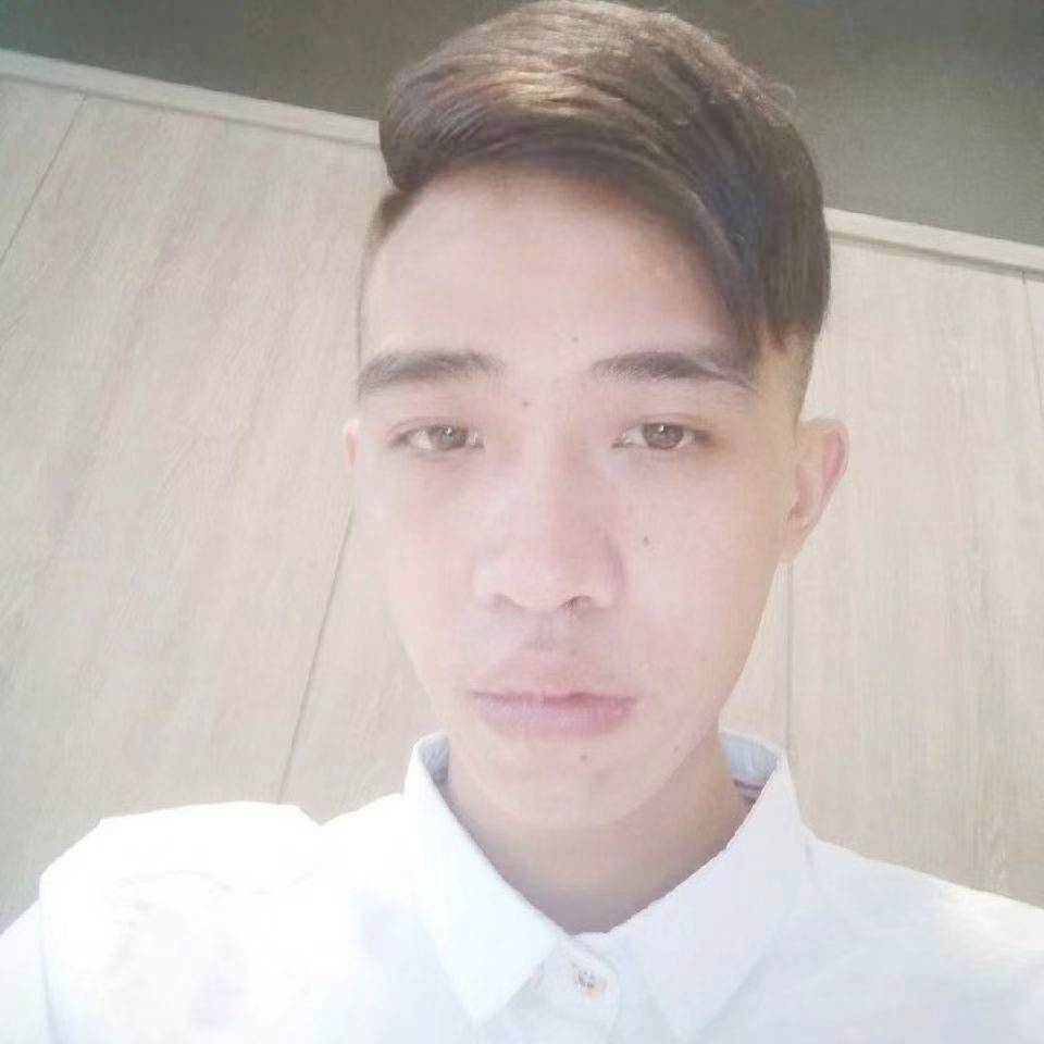 活泼爱恋唇彩的照片