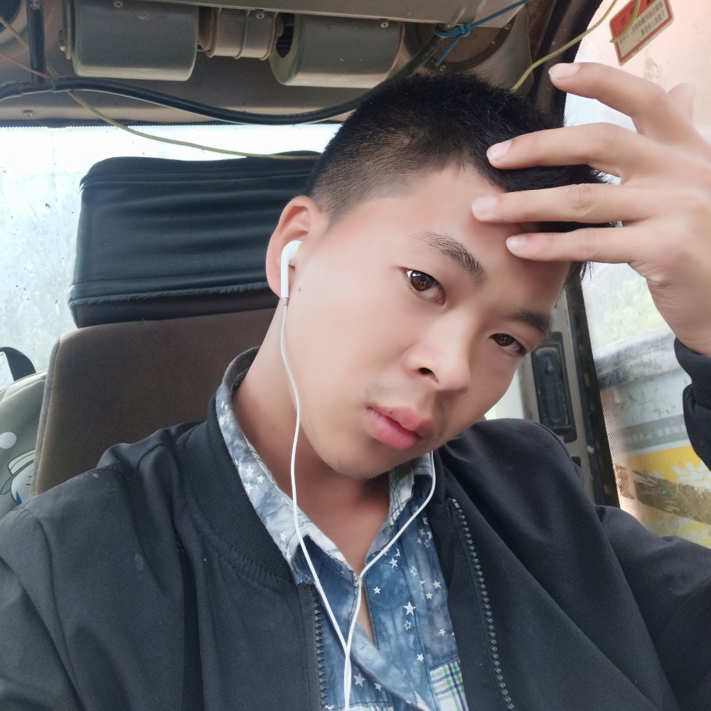 缺一人爱的照片