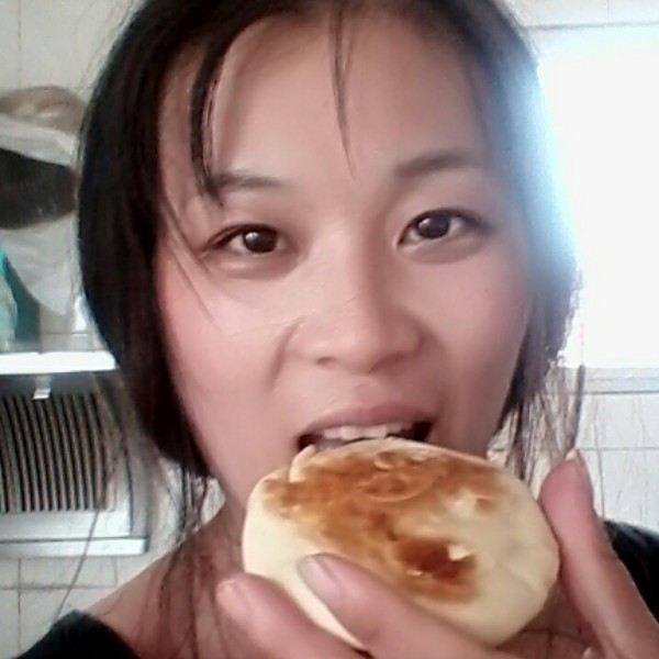 落拓说碧影的照片