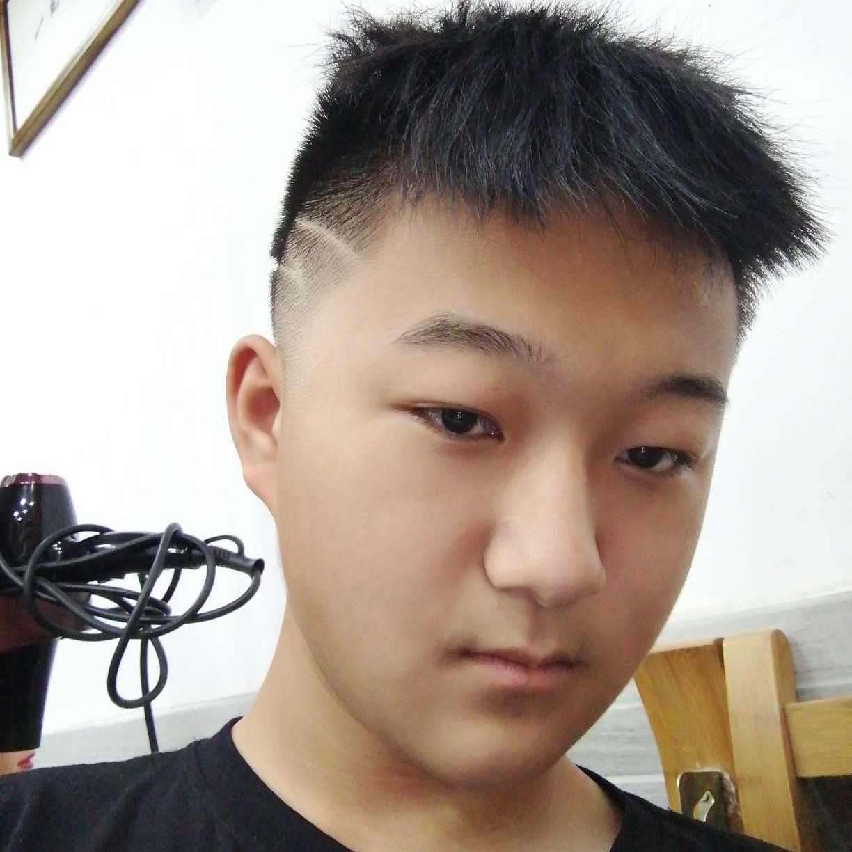 镜子相许平常的照片