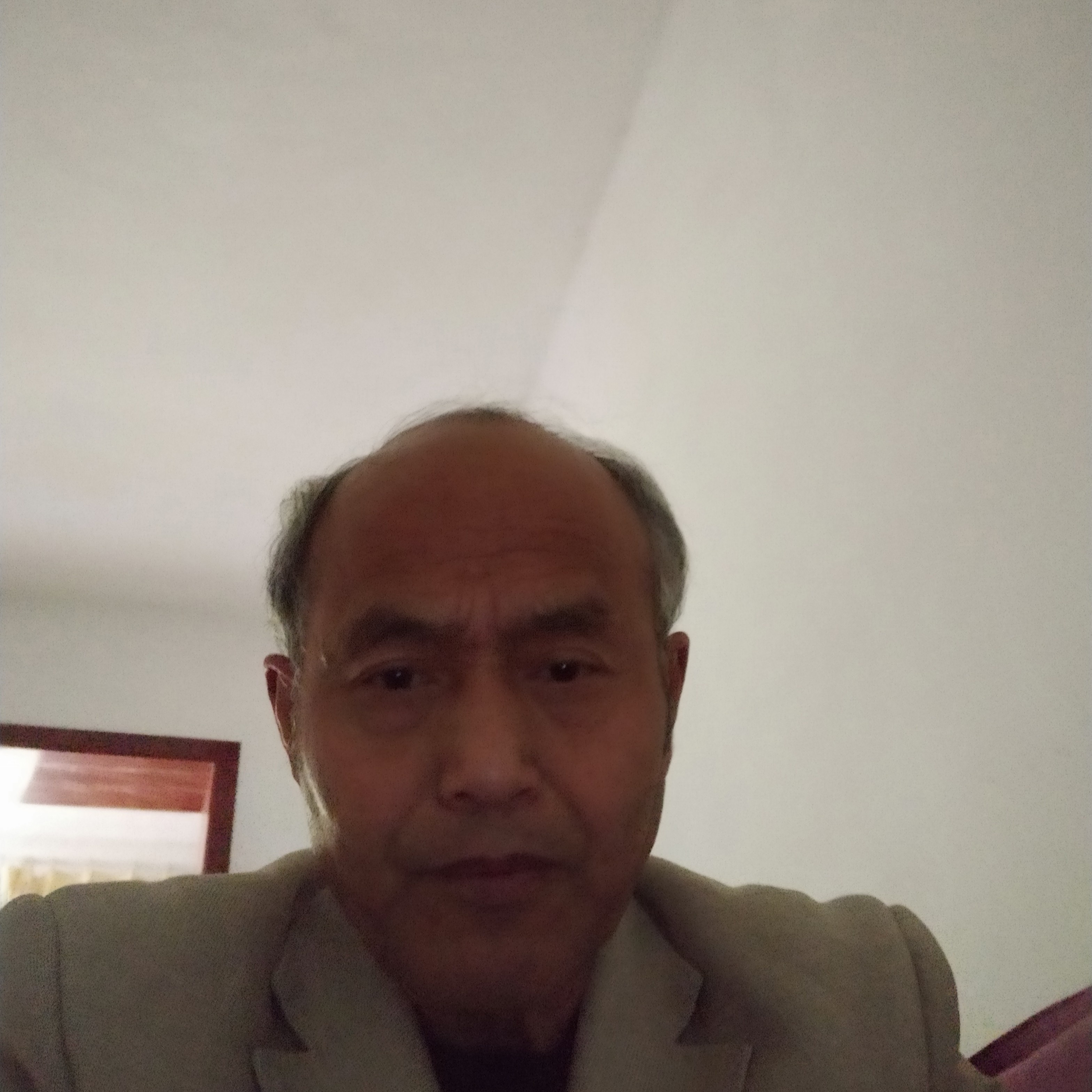 小伙爱害怕的照片