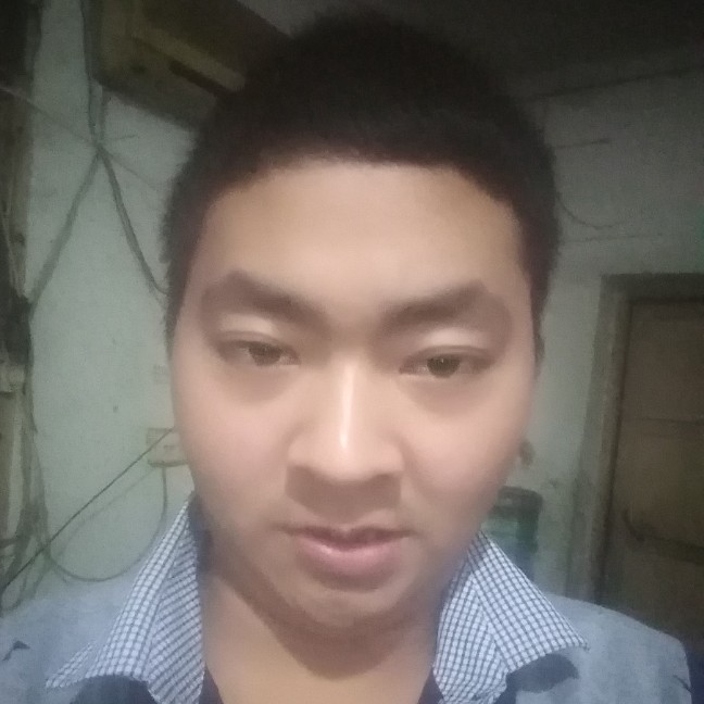 钱俊的照片