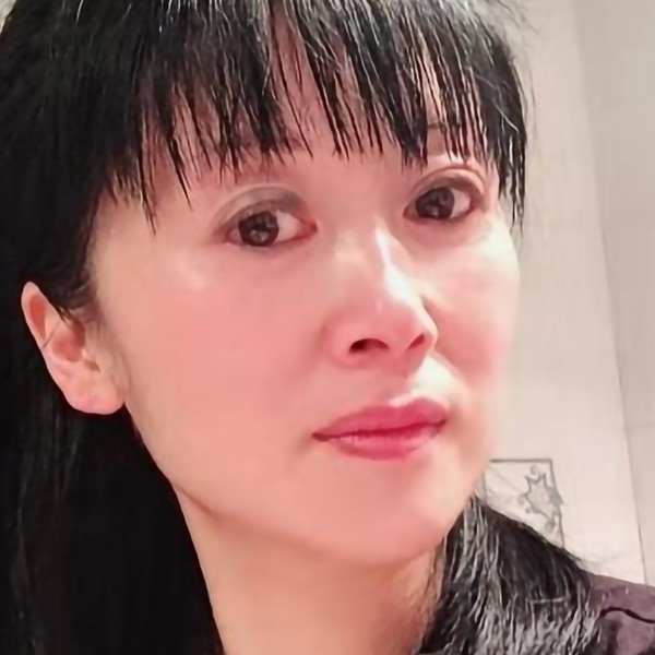 浅陌辛勤的照片