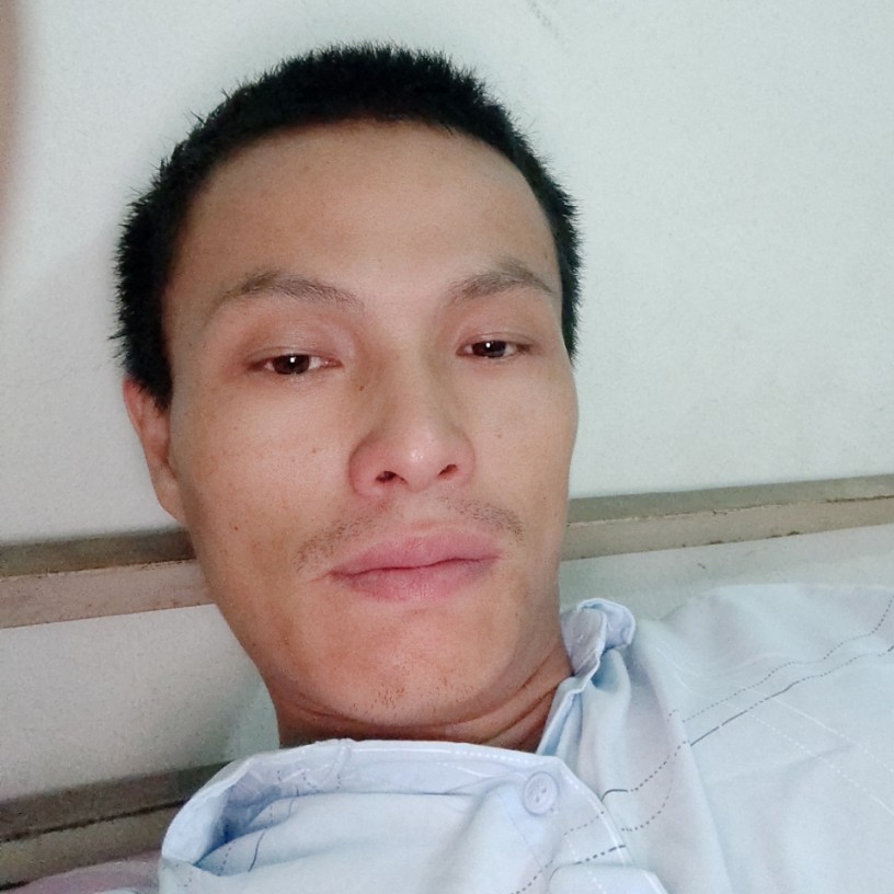 曾敬的照片