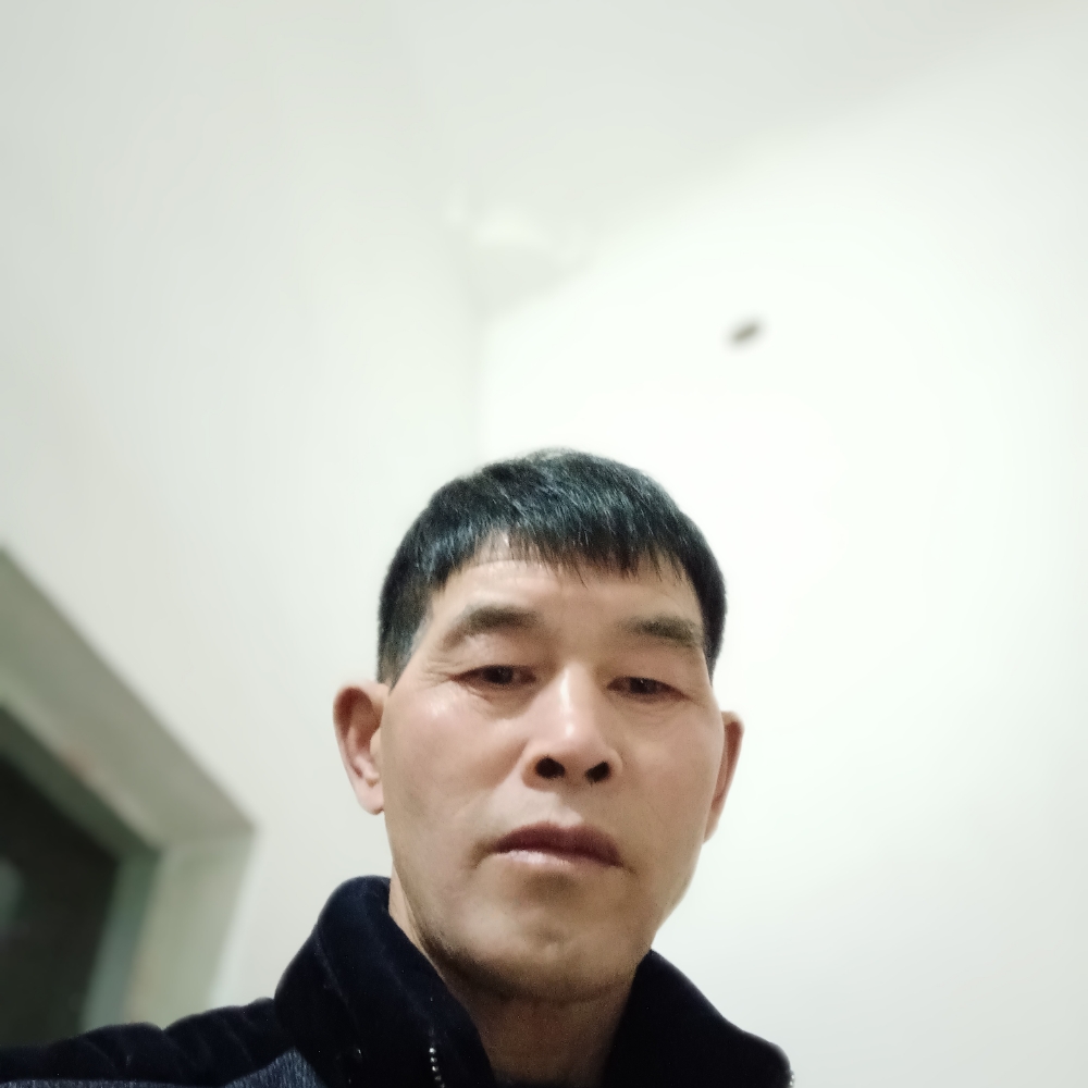 跳跃蹁跹凉面的照片