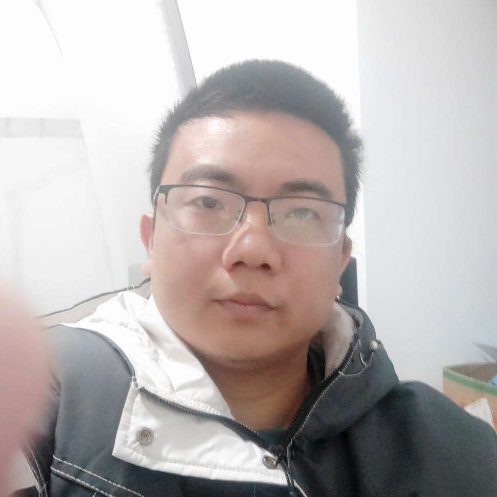 按住爷爷的棺材板的照片