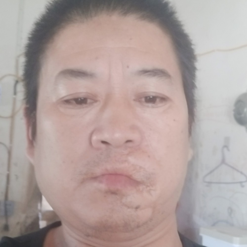 懦弱有雨的照片