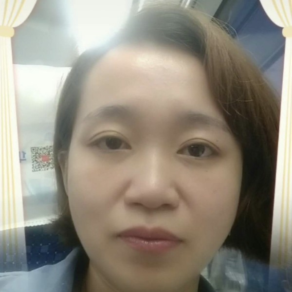 小蘑菇倾心怡然的照片
