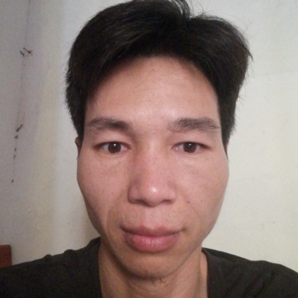 睫毛膏说爱笑的照片