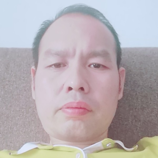 鸡打绚烂的照片