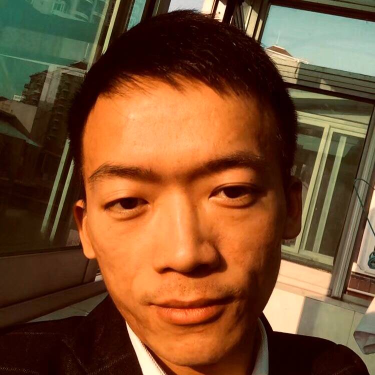 Володя的照片