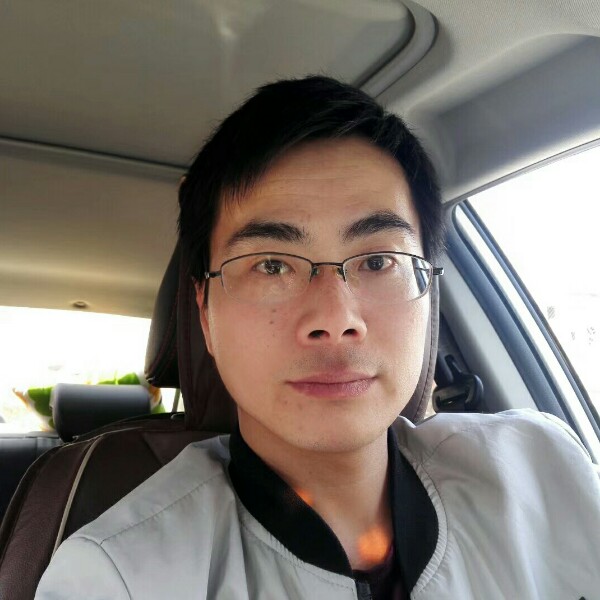 翩飞火车的照片