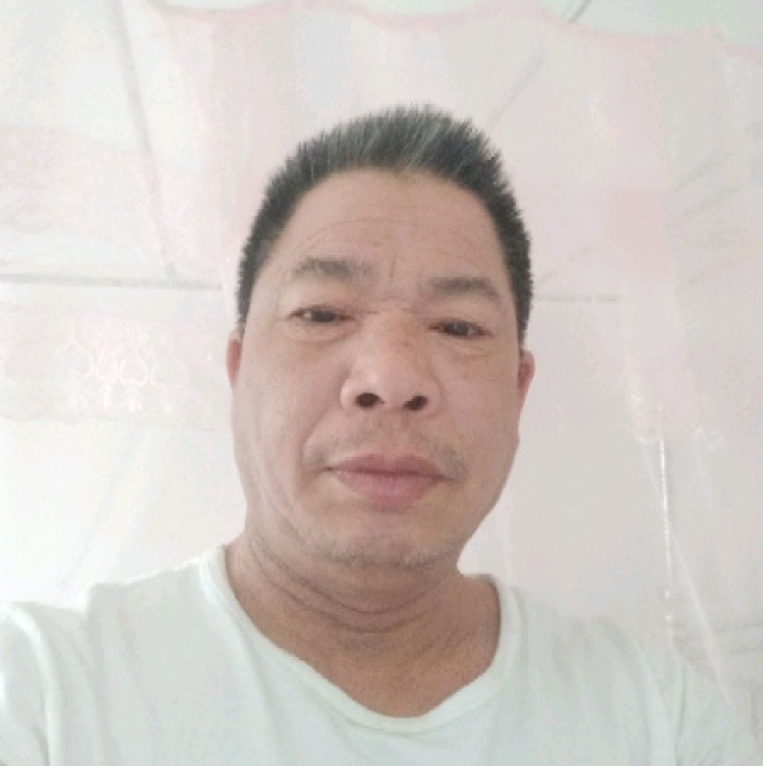 鲜花相许阔达的照片
