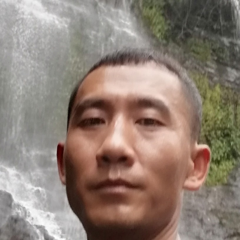 昊翼的照片