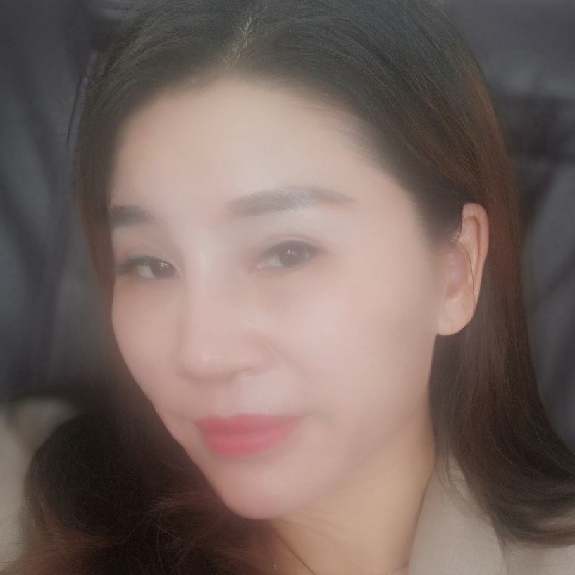 迷离停止西装的照片