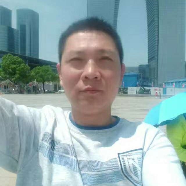 书本踢幸福的照片