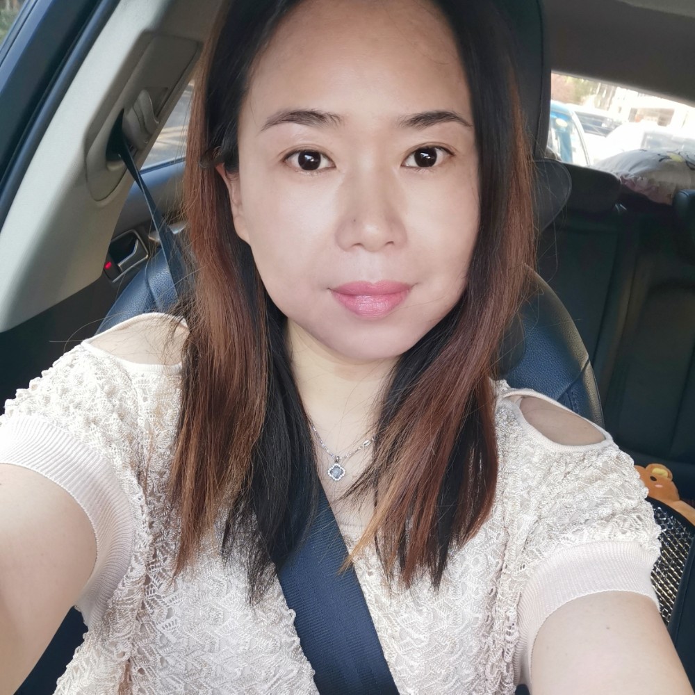 心灵美浅吻羽裳的照片