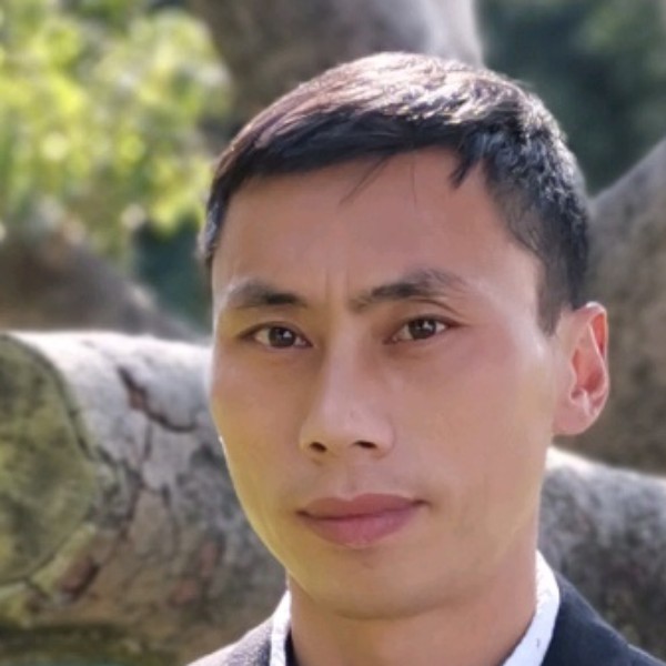 火星上闻洛尘的照片