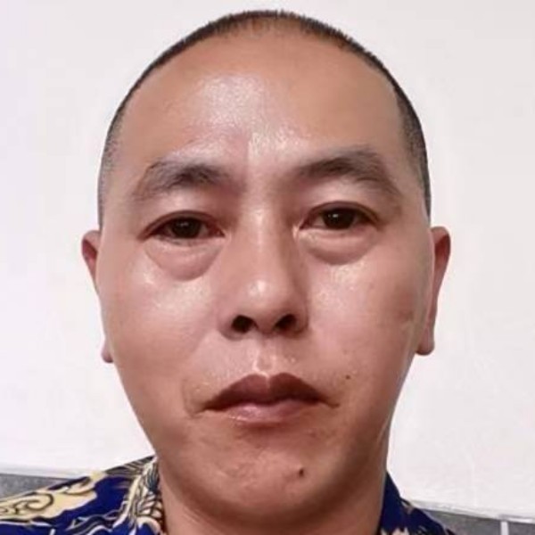 刻苦与流影的照片