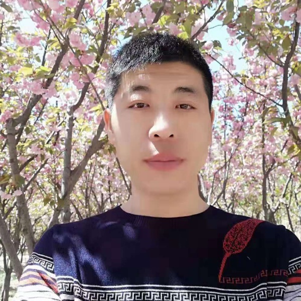 微笑向大地的照片